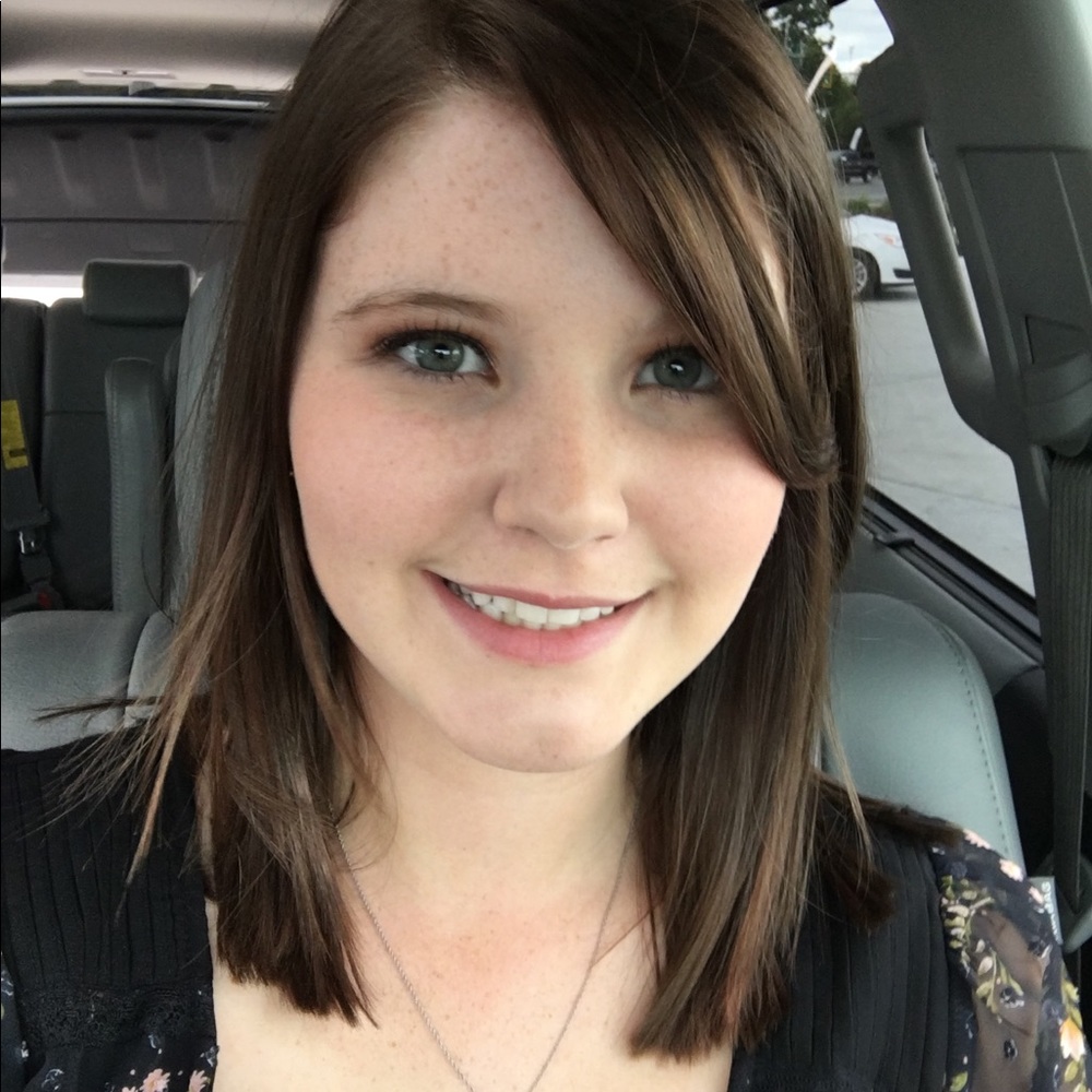 Meet your Posher, Lexi